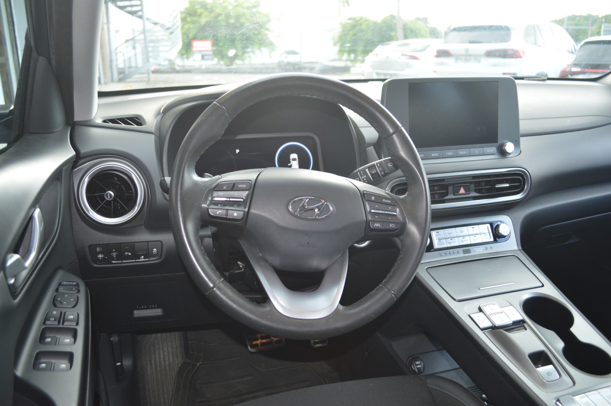 Hyundai KONA — 9