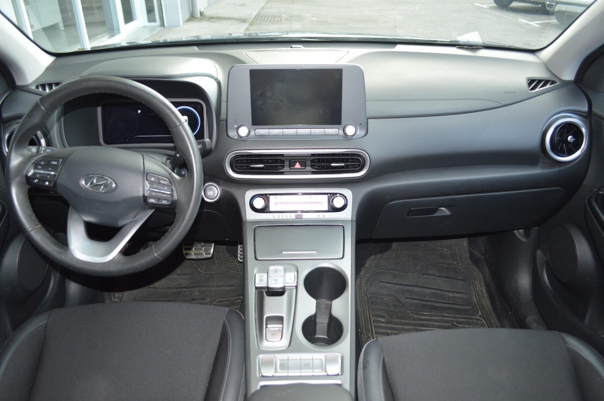 Hyundai KONA — 10