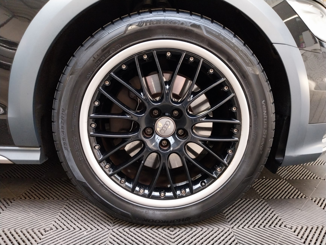 Audi A6 Allroad — 23