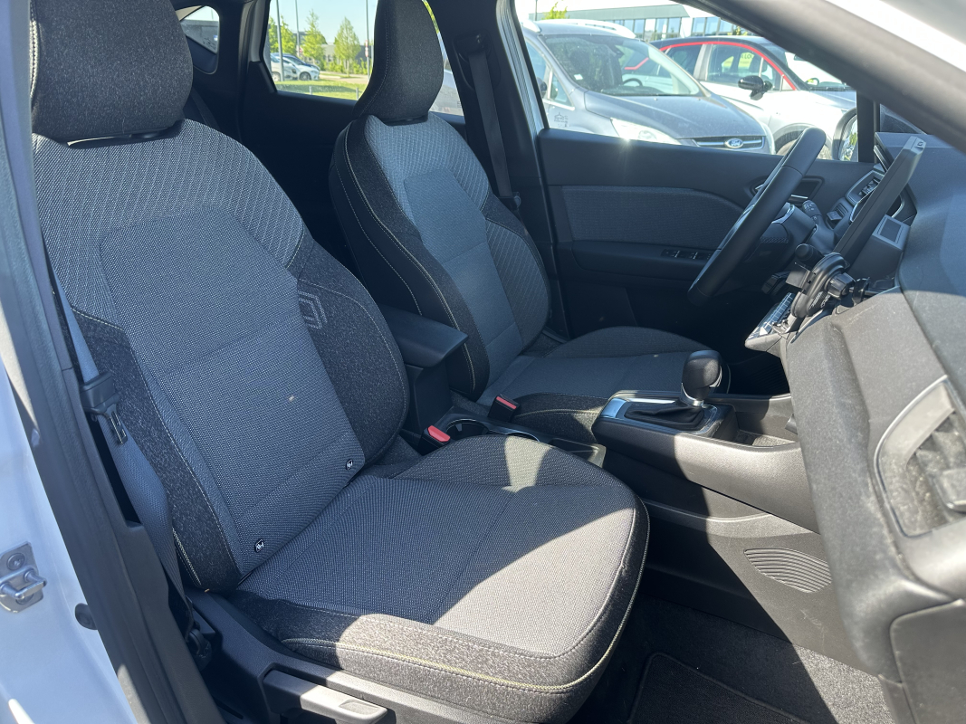 Renault Captur — 12