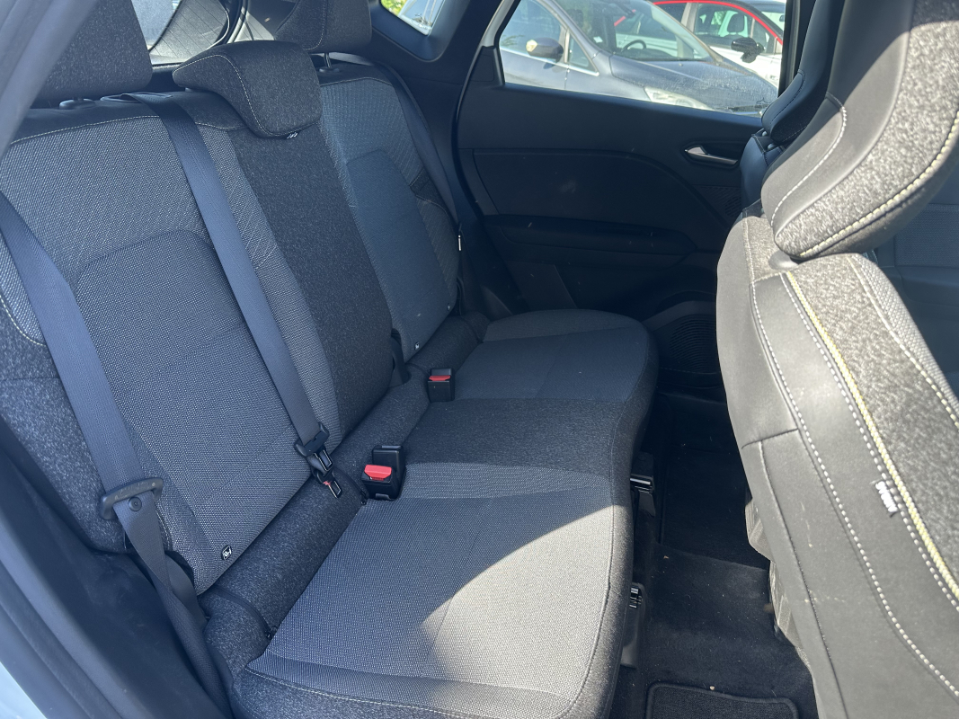 Renault Captur — 14