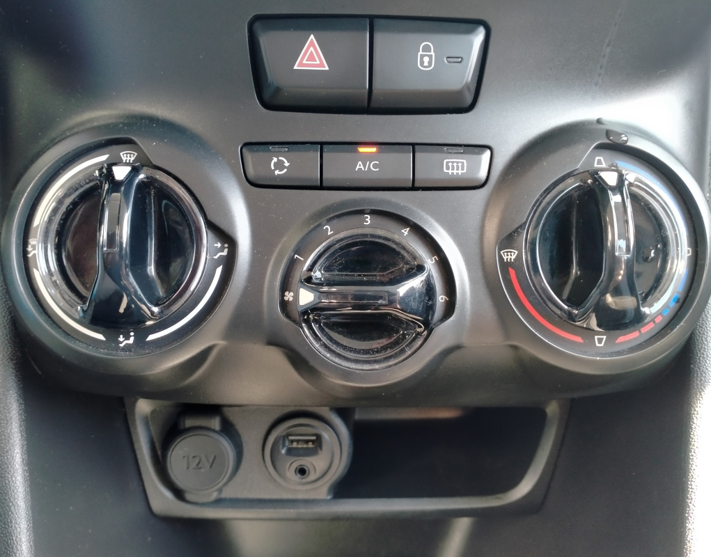 Peugeot 208 — 22