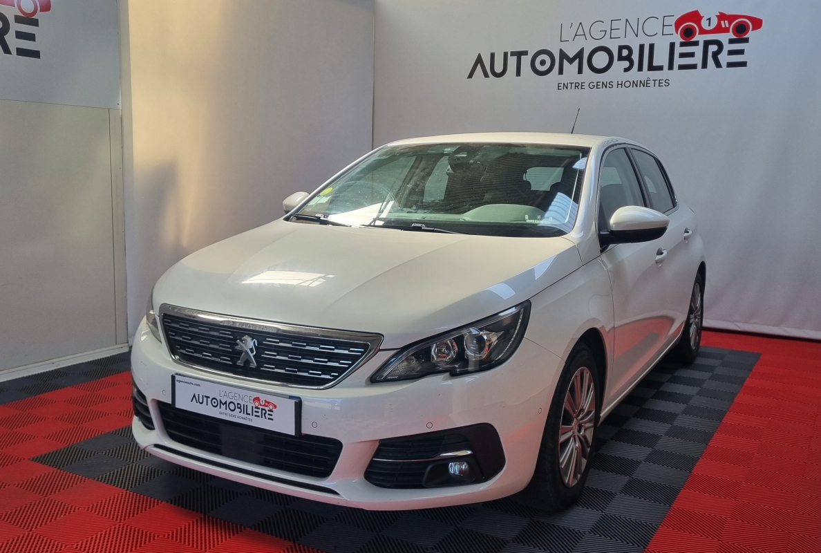 Peugeot 308 — 9