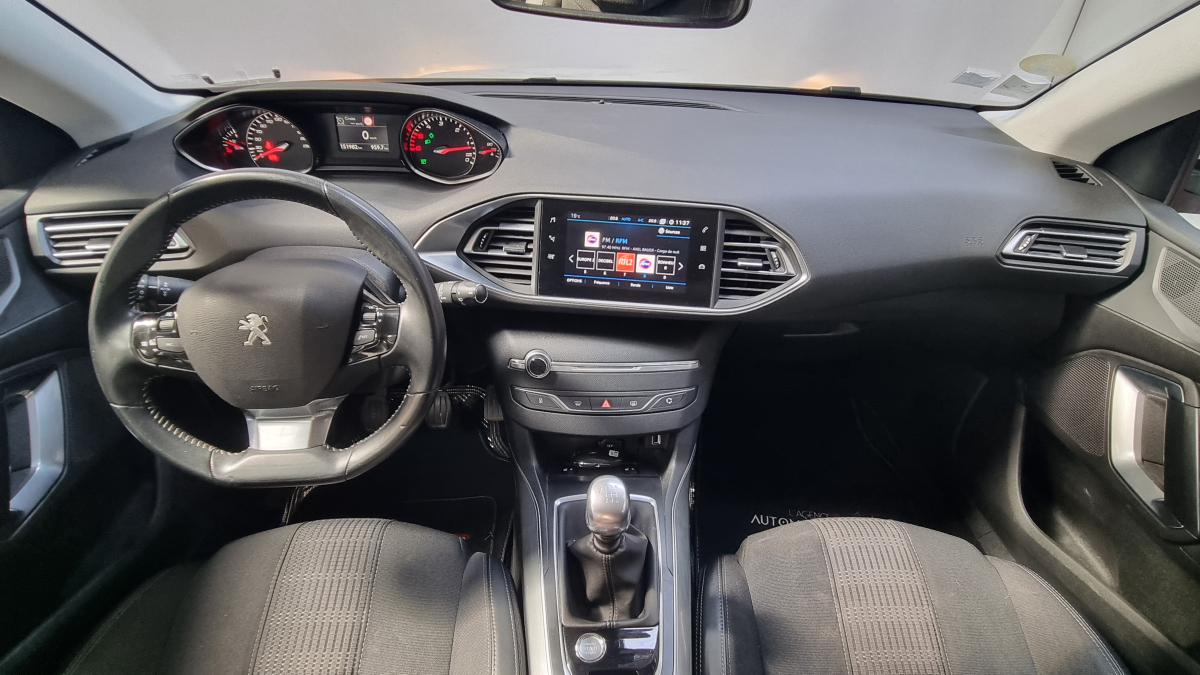 Peugeot 308 — 20