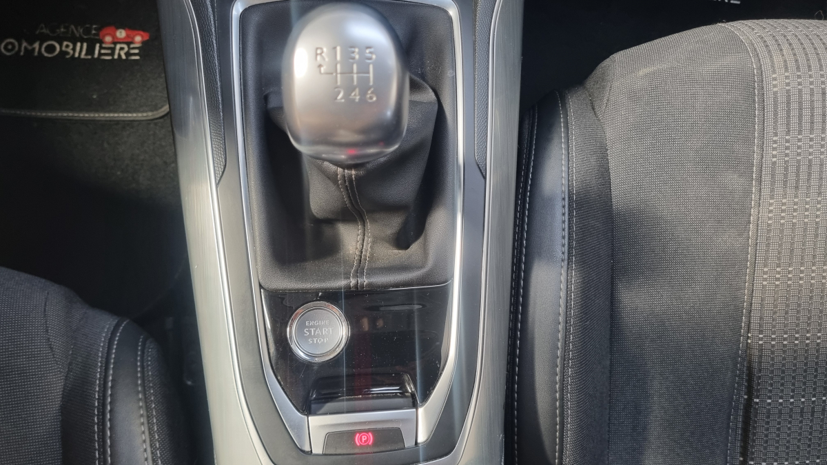 Peugeot 308 — 28