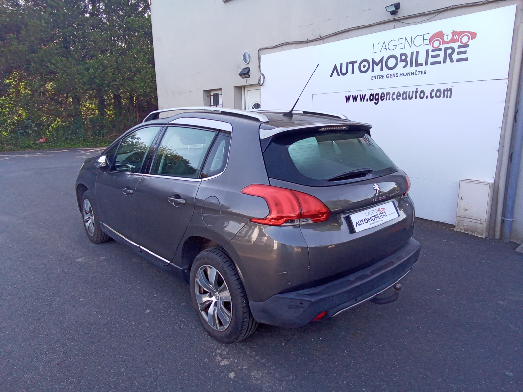 Peugeot 2008 — 3