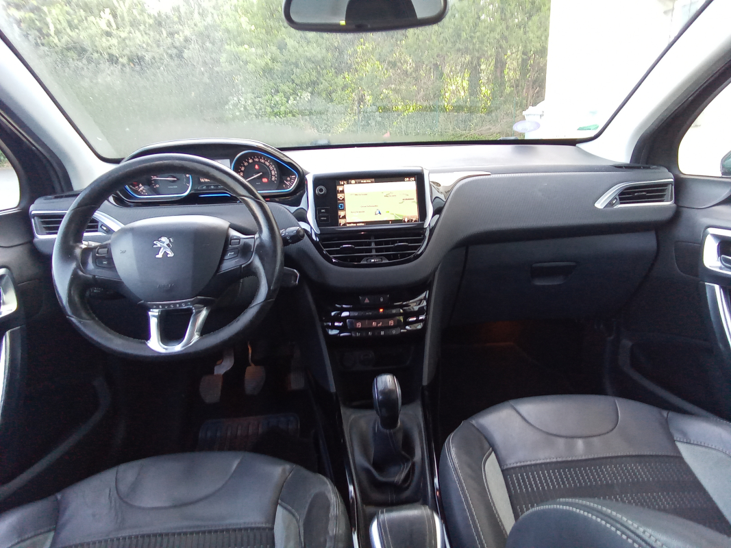 Peugeot 2008 — 9