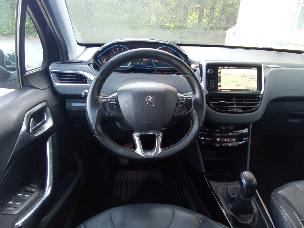 Peugeot 2008 — 33