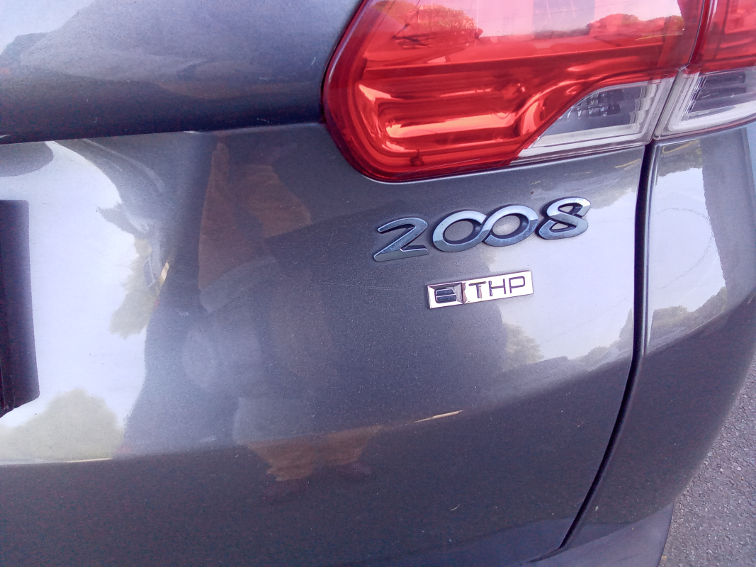 Peugeot 2008 — 24