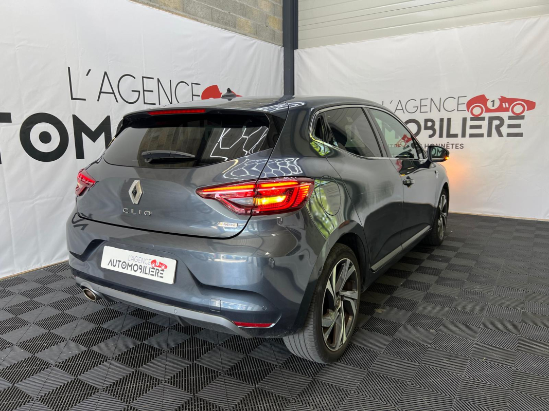 Renault Clio — 6