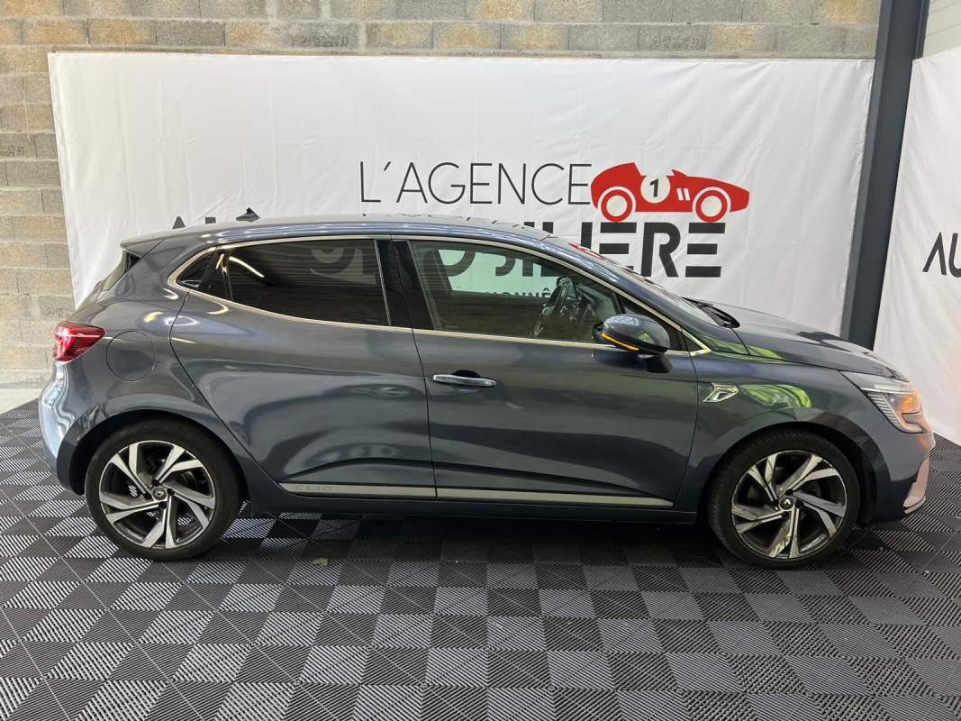 Renault Clio — 7