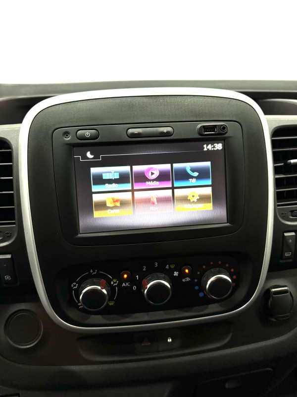 Renault Trafic — 31
