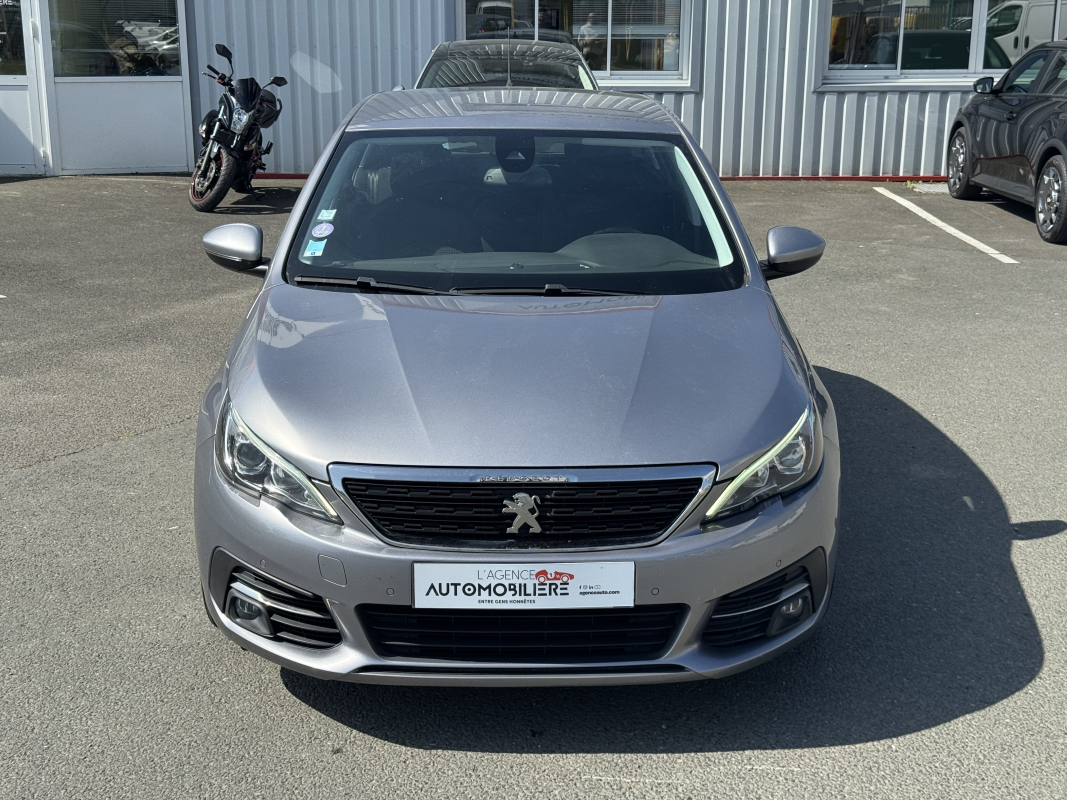 Peugeot 308 — 2