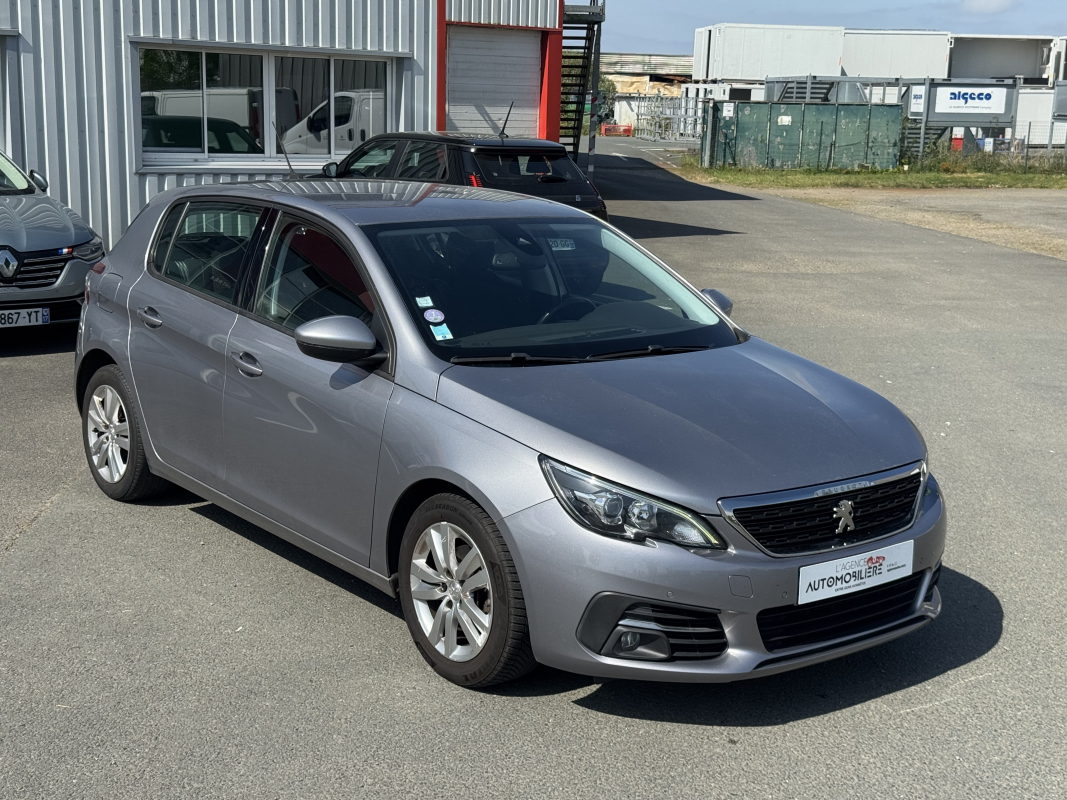 Peugeot 308 — 3