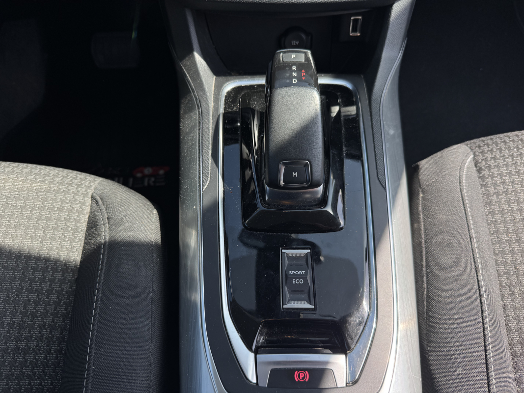 Peugeot 308 — 17