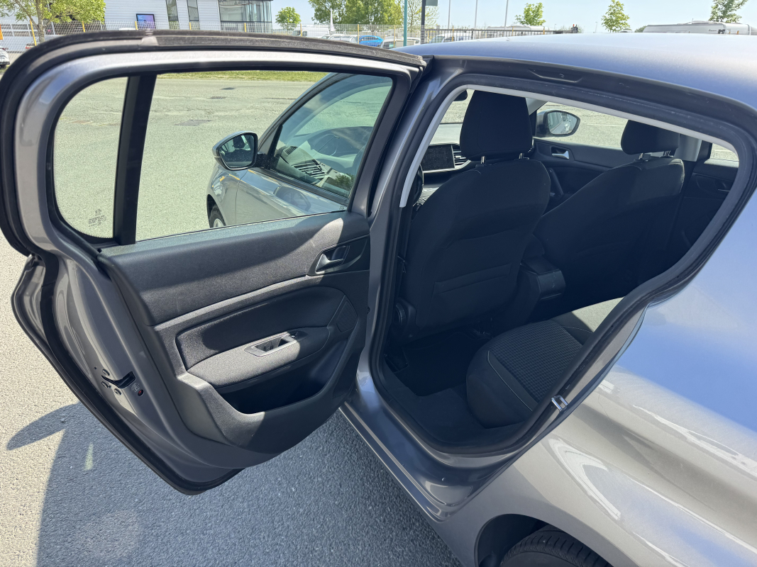 Peugeot 308 — 24