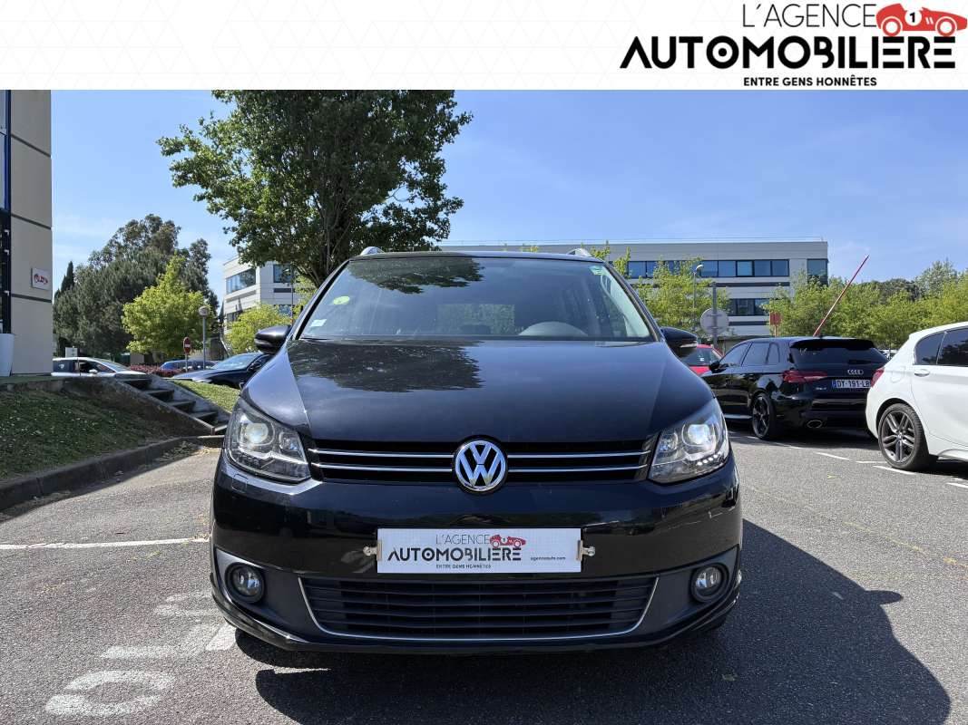 Volkswagen Touran — 2