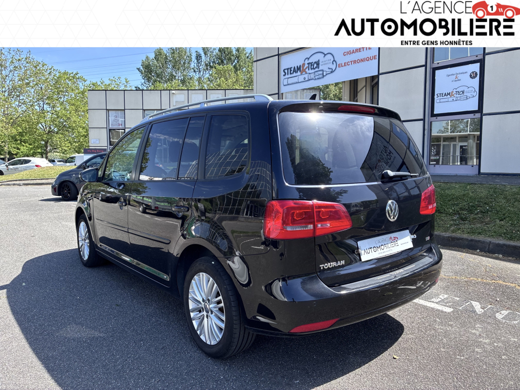 Volkswagen Touran — 7
