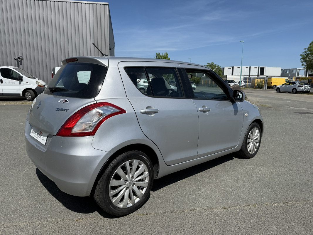 Suzuki Swift — 5