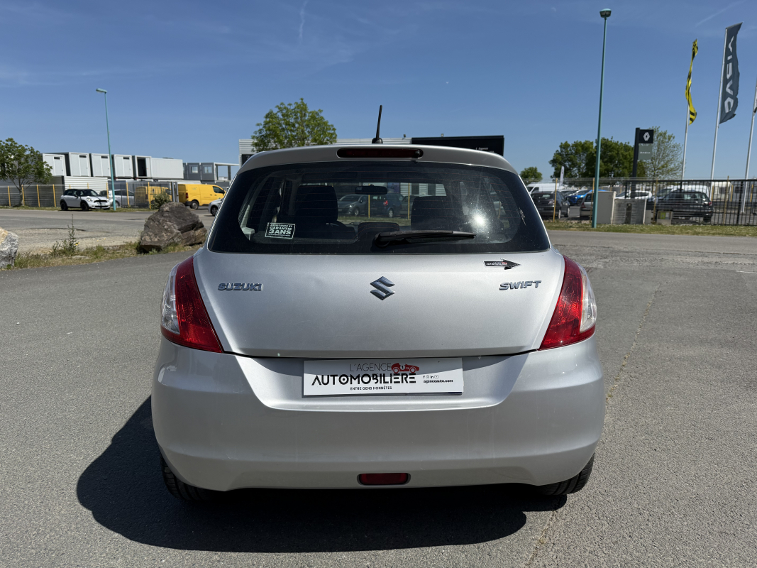 Suzuki Swift — 6