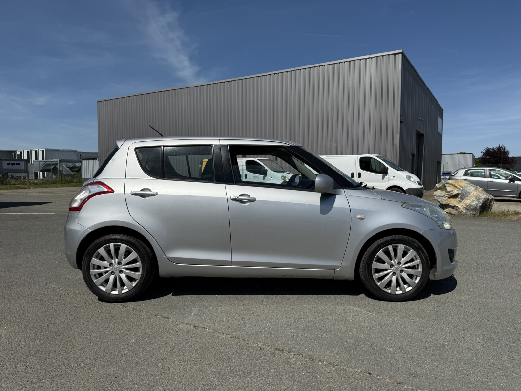 Suzuki Swift — 4