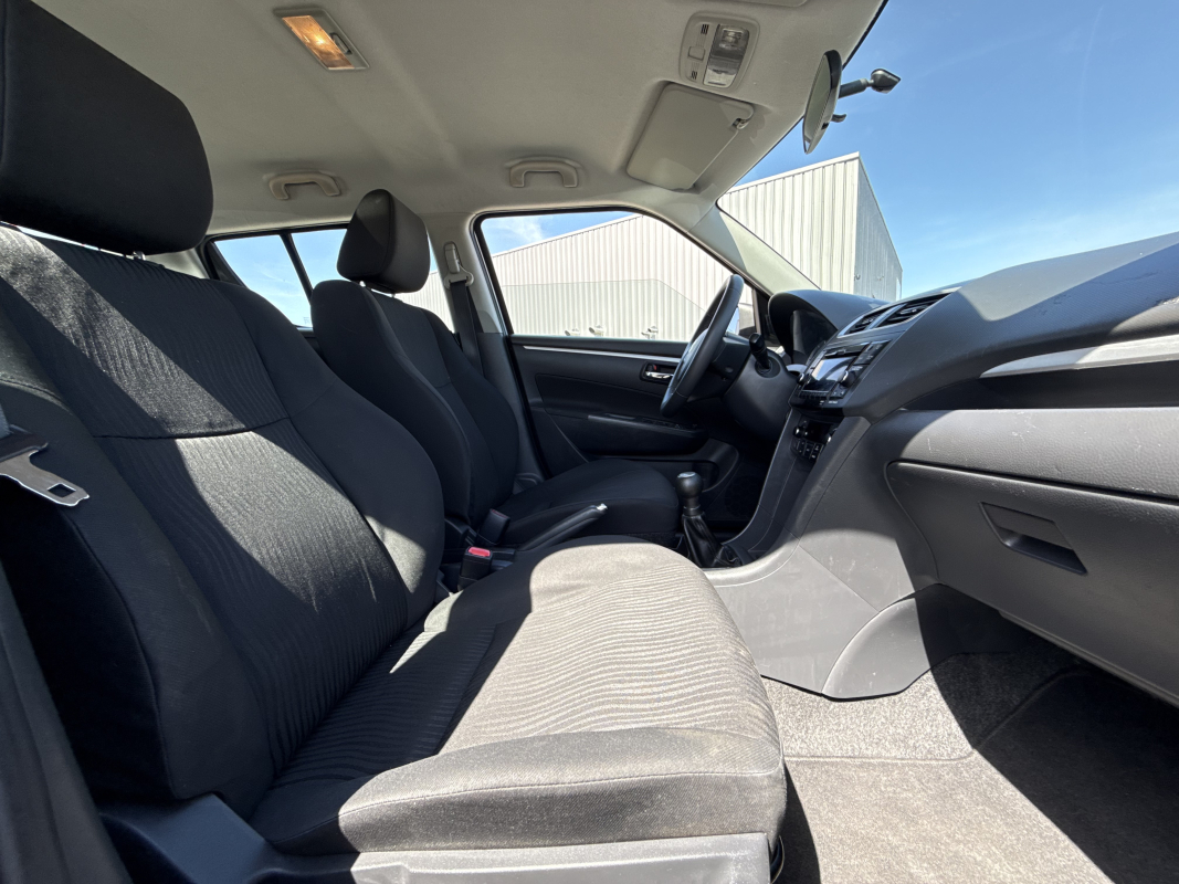 Suzuki Swift — 13