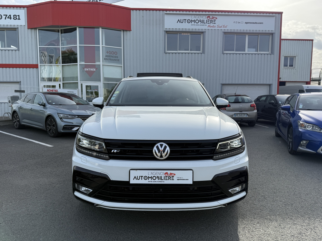 Volkswagen Tiguan — 2