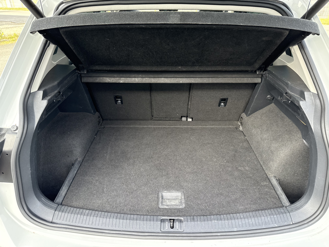 Volkswagen Tiguan — 33