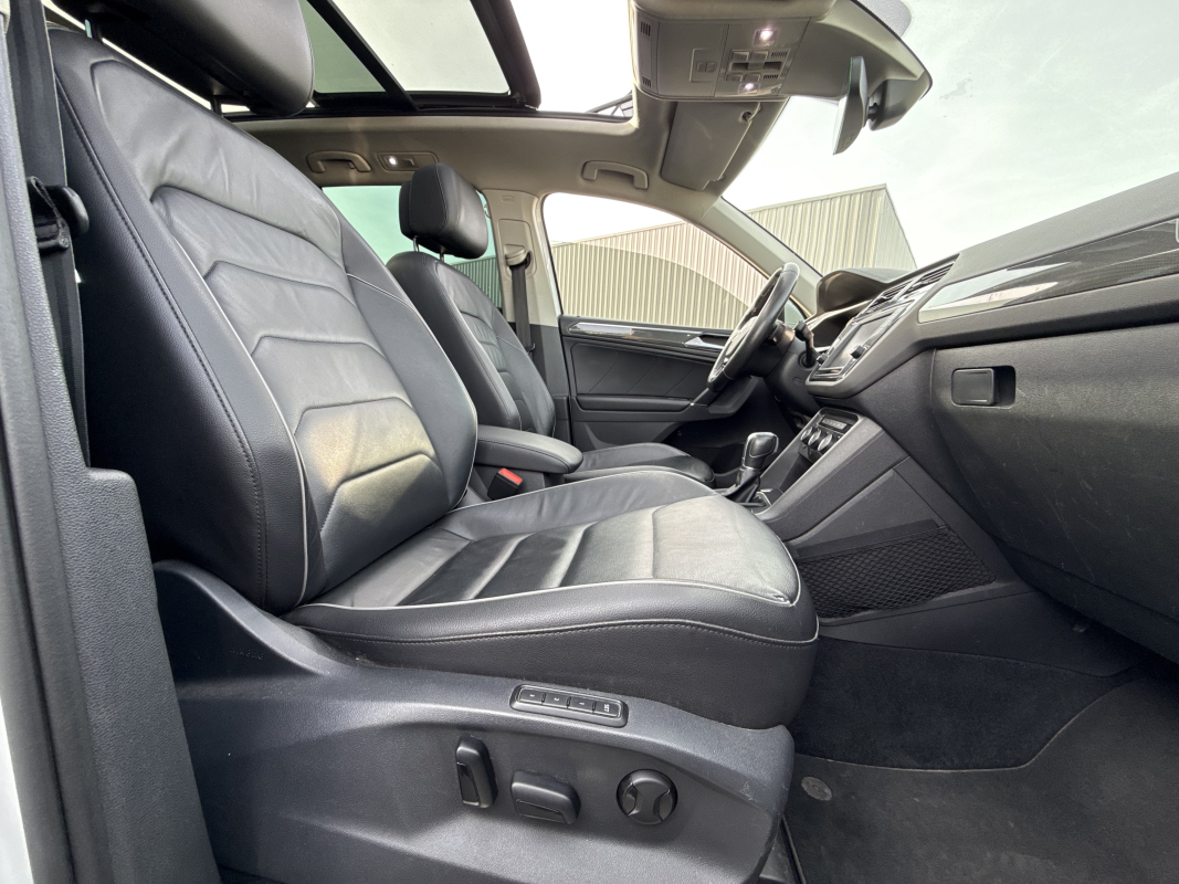 Volkswagen Tiguan — 15