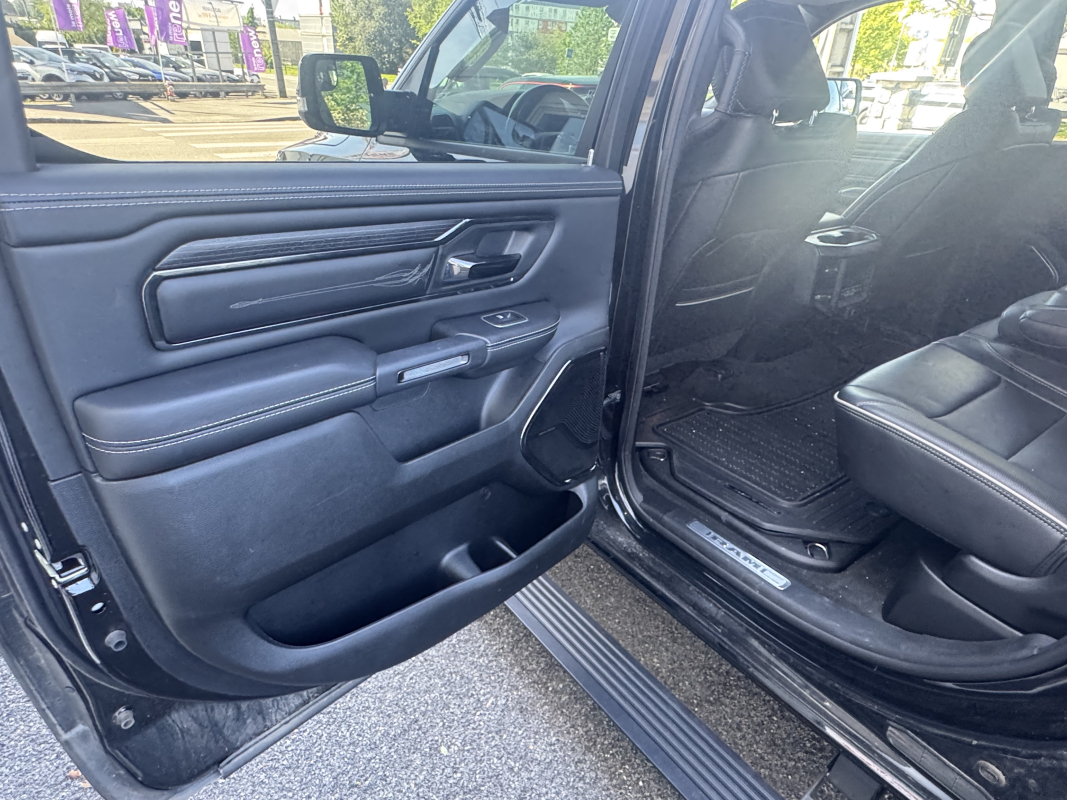 Dodge Ram — 21