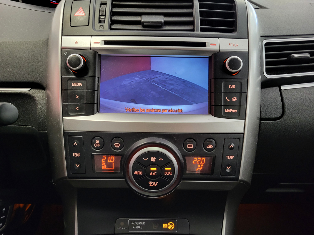 Toyota Verso — 18