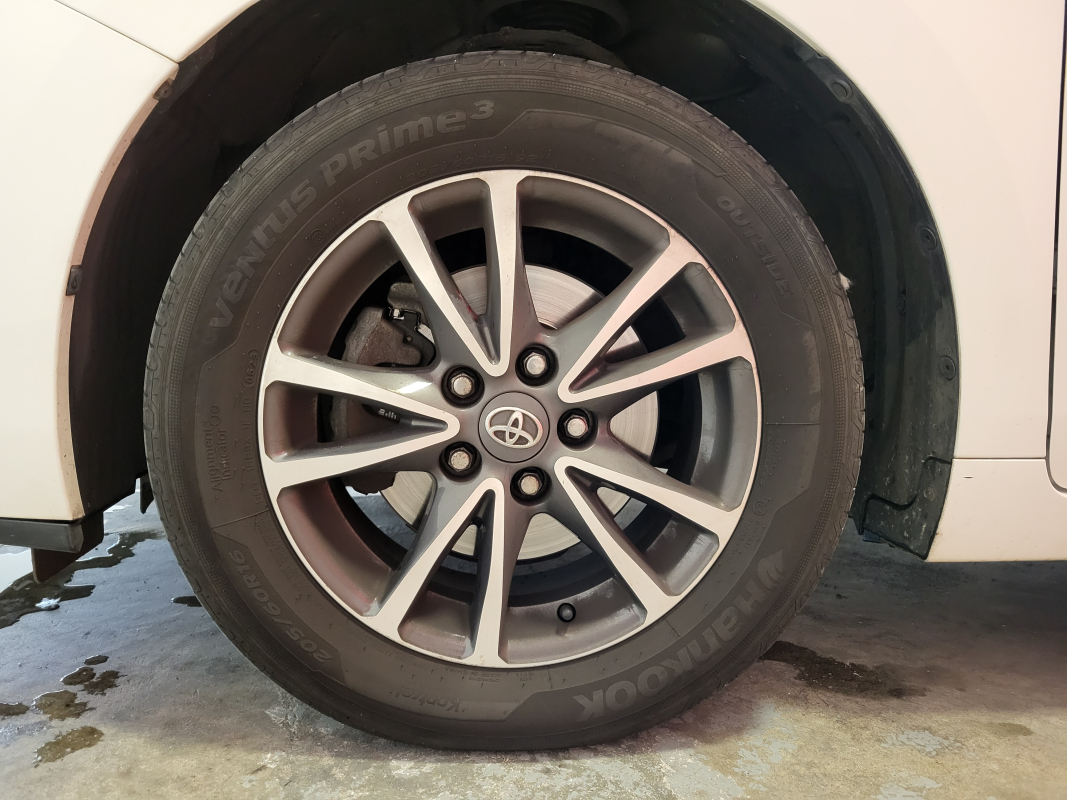 Toyota Verso — 30