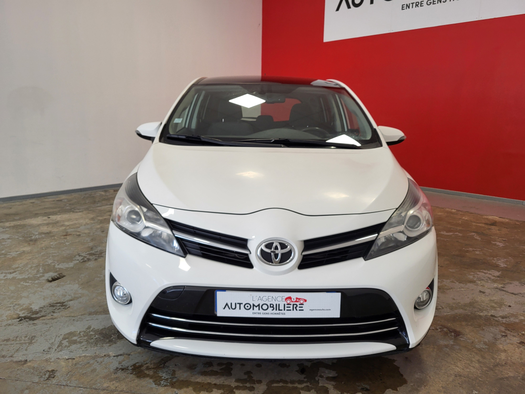 Toyota Verso — 2