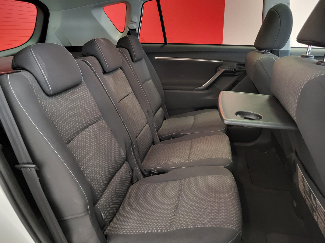 Toyota Verso — 26