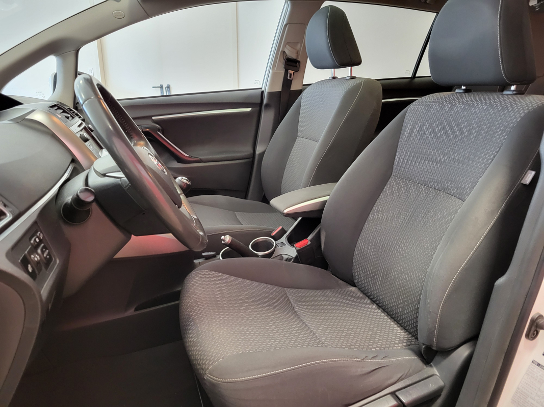 Toyota Verso — 11