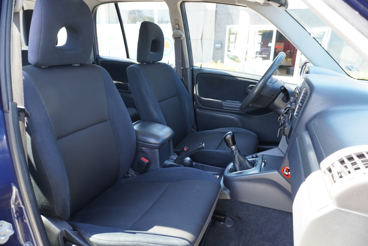 Suzuki Grand Vitara — 16