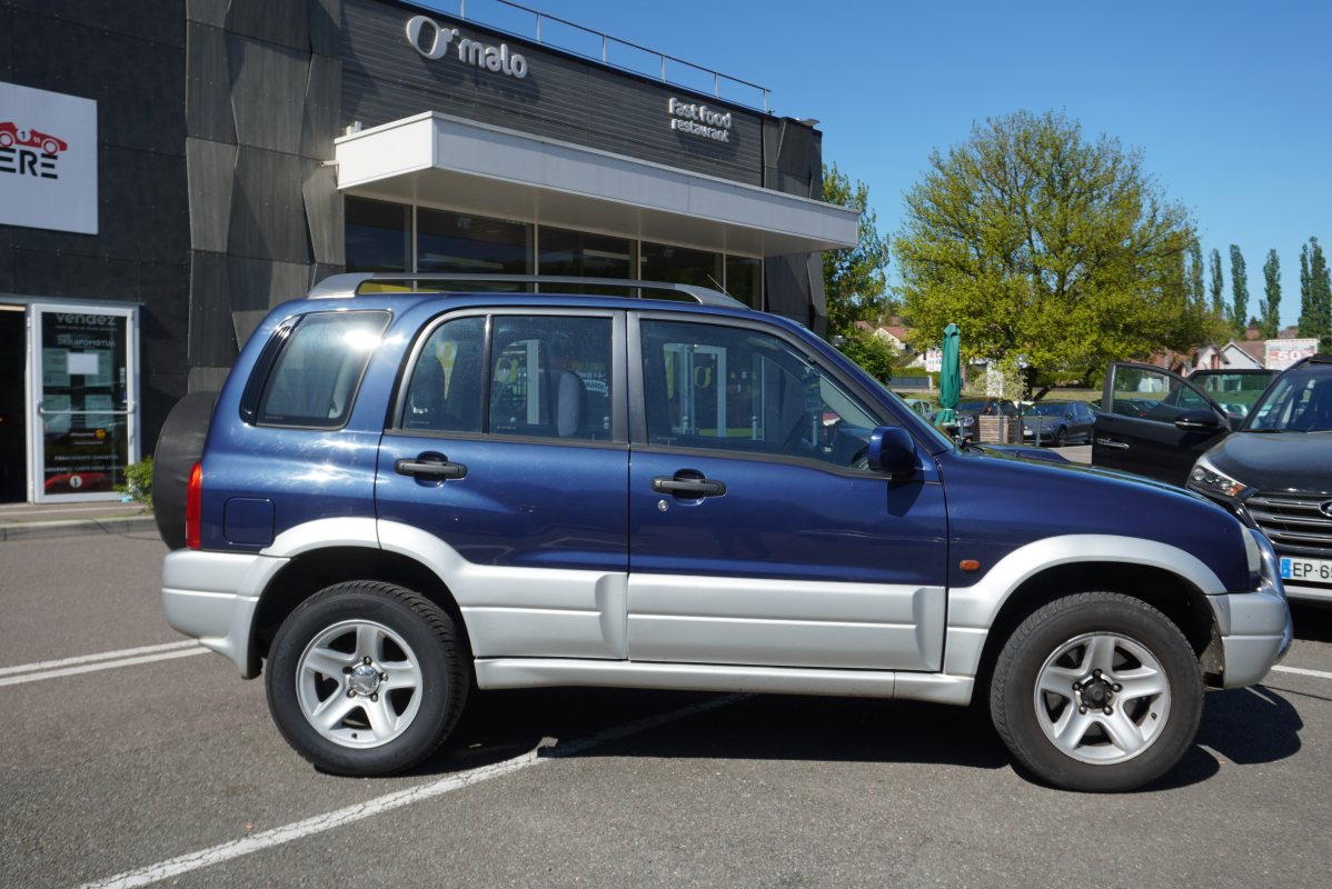 Suzuki Grand Vitara — 4
