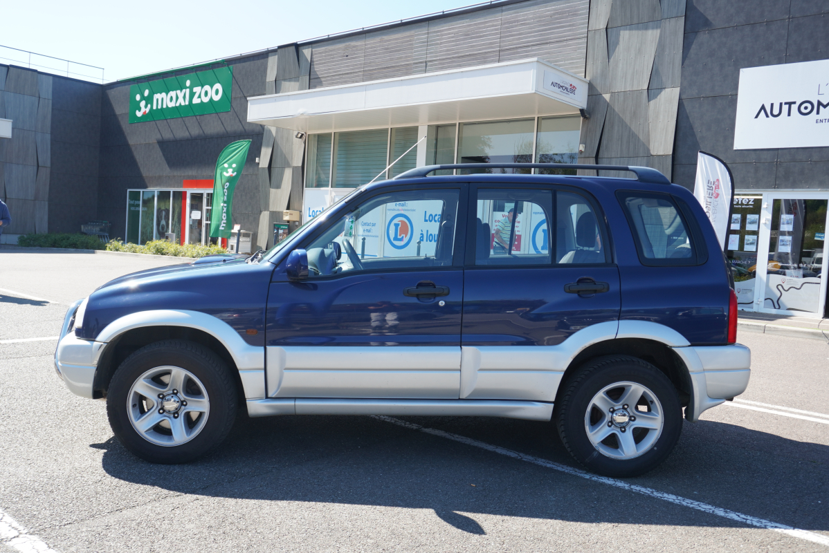 Suzuki Grand Vitara — 8