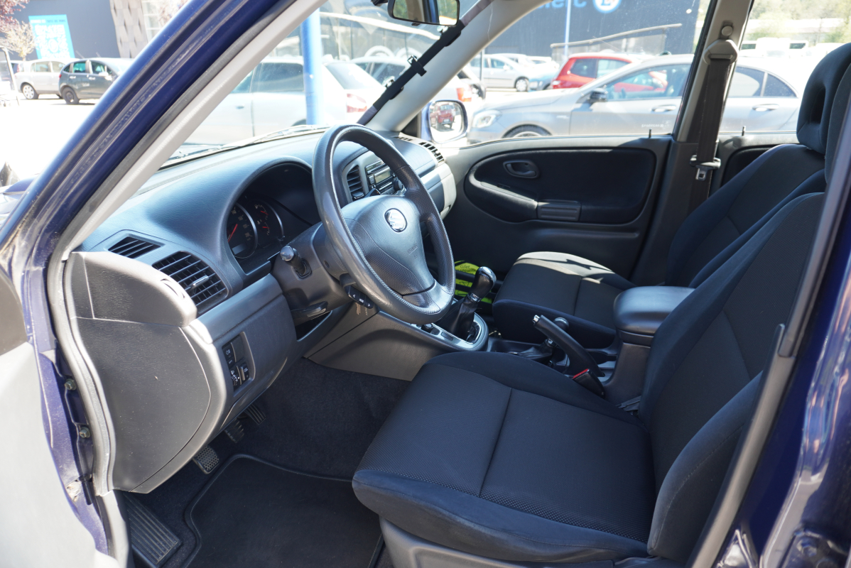 Suzuki Grand Vitara — 25