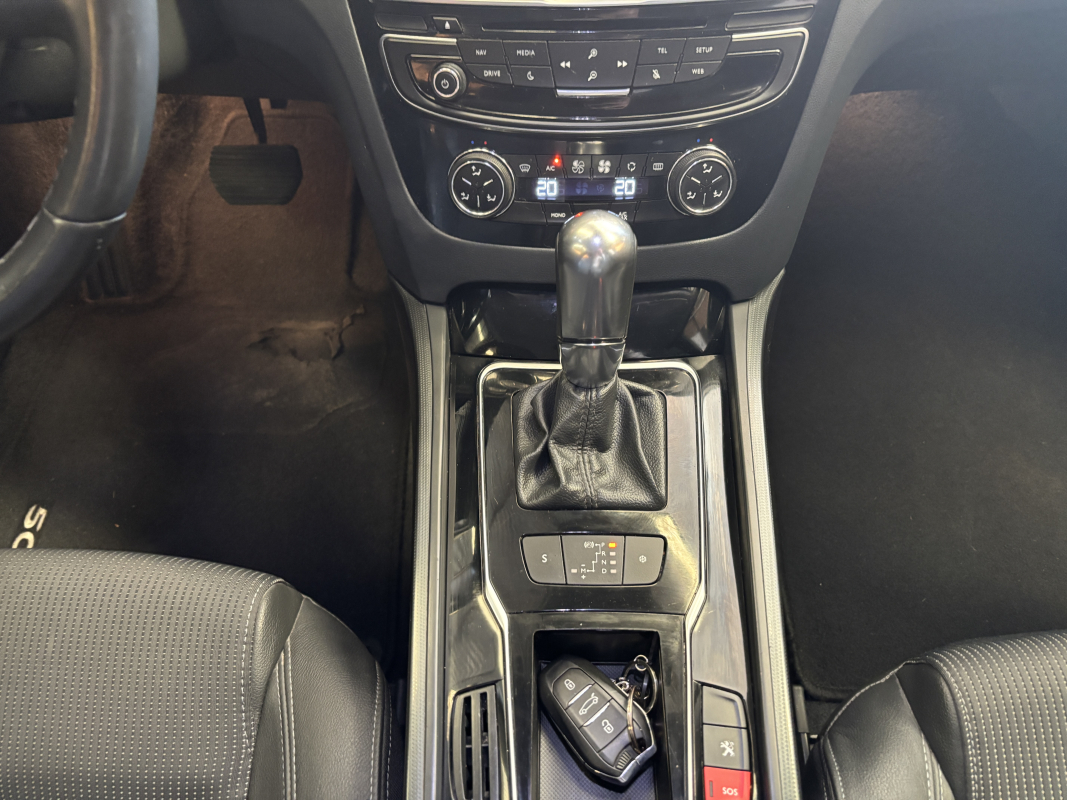 Peugeot 508 SW — 24