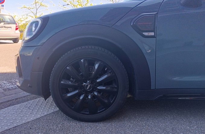 Mini Mini Countryman — 34