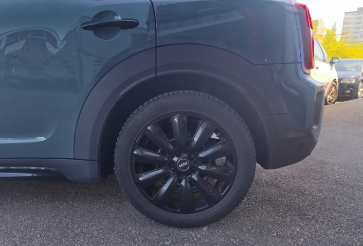 Mini Mini Countryman — 35