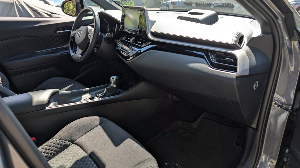 Toyota C-HR — 12