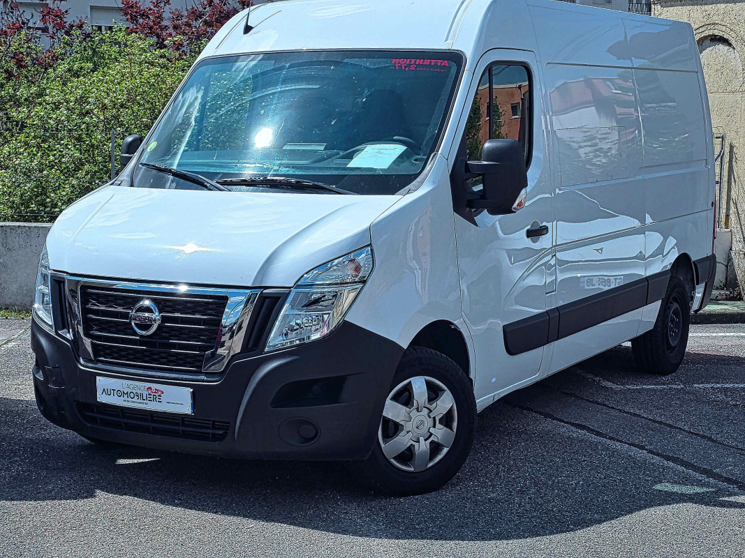Nissan Interstar — 3