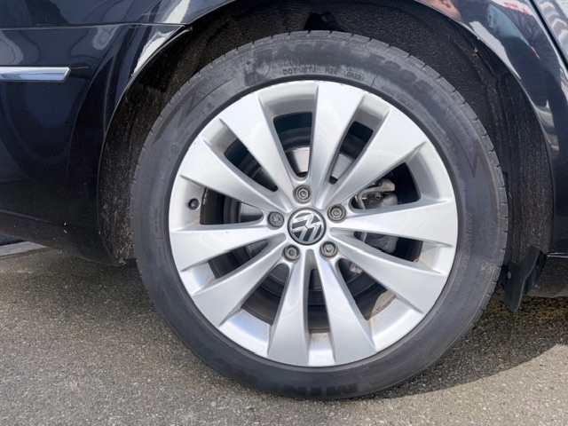 Volkswagen Passat CC — 15