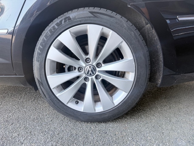 Volkswagen Passat CC — 16