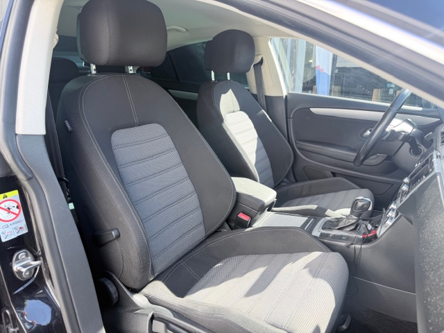Volkswagen Passat CC — 9