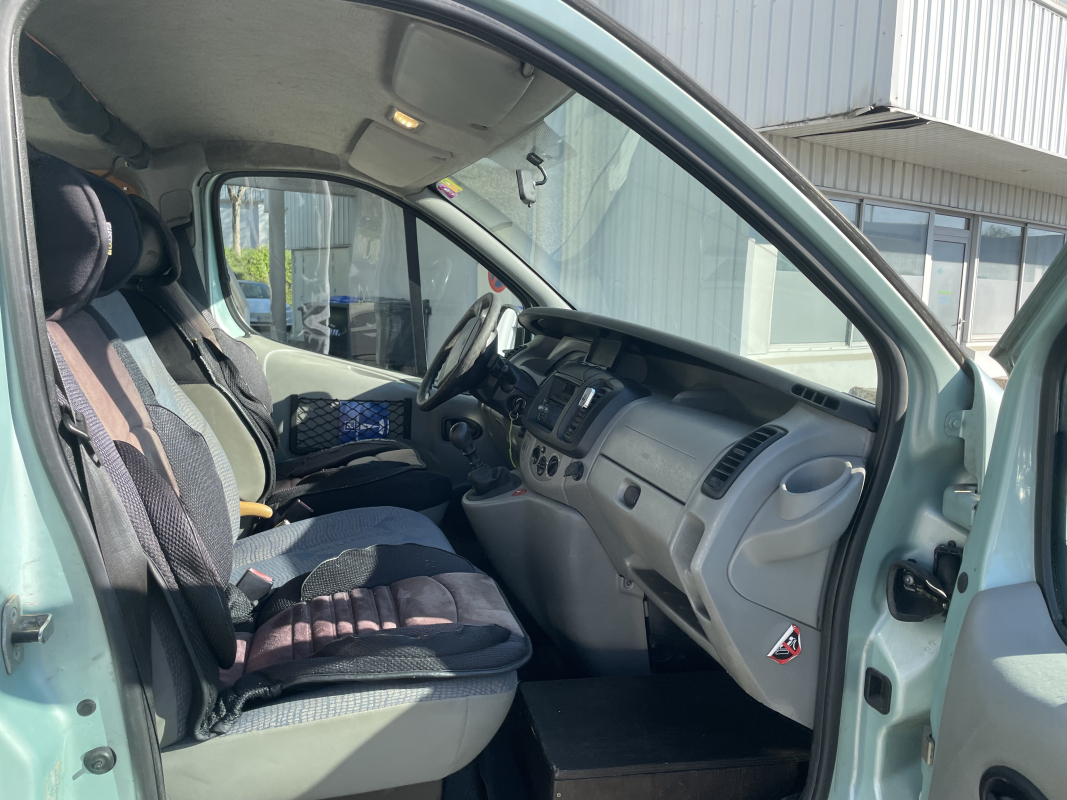 Renault Trafic — 14