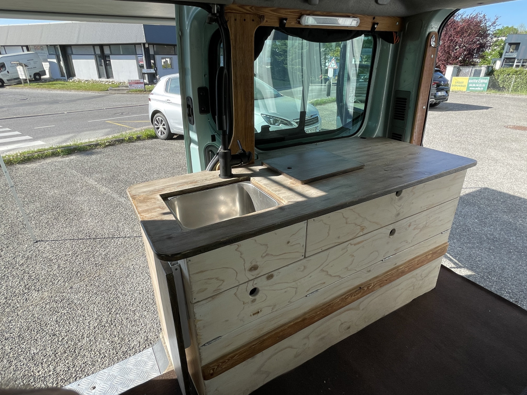 Renault Trafic — 23