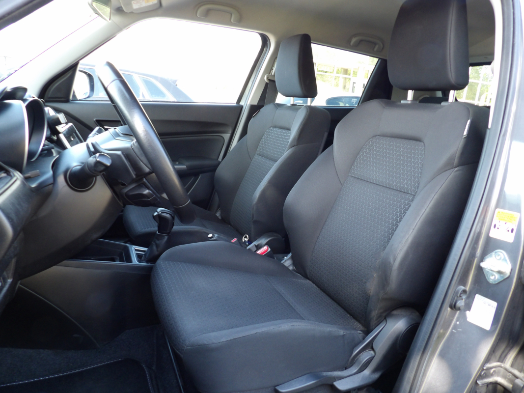Suzuki Swift — 12